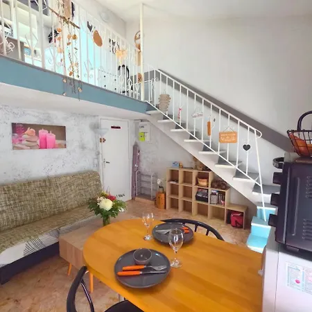 Apartmán Cocon Duplex-terrasse, L'amelie D'elo *